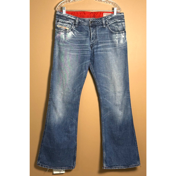 DIESEL Jeans Zaf 32x32 Distressed BOOTCUT Flare Made In Italy Med Wash Fading - Picture 1 of 16